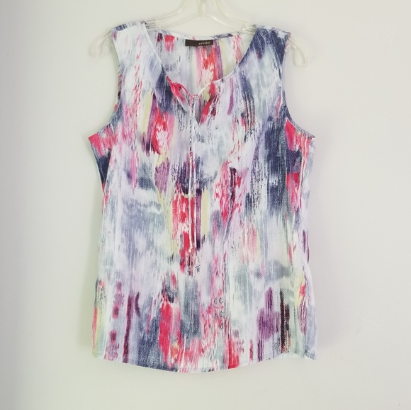 Crosby Sleeveless front-tie Watercolor top. 2 - Picture 3 of 4